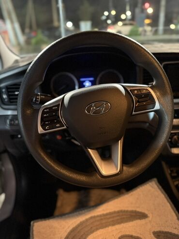 Hyundai: Hyundai Sonata: 2019 г., Типтроник, Газ, Седан — 6