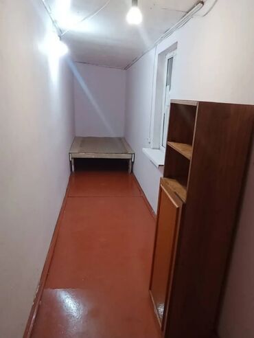 сдаю квартиру чокморова: 1 бөлмө, Менчик ээси, Чогуу жашоосу жок, Жарым -жартылай эмереги бар