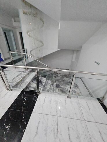 Ofislər: Nizamide Caspian plazanin yaxin yerde Team Plazada 2 Otaqlı 90 — 14