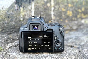 продаю флешку: Продаю Canon 250d 4K