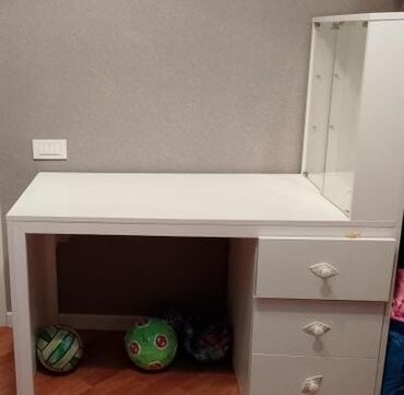 турецкие мебельные магазины в баку: Стол для маникюра