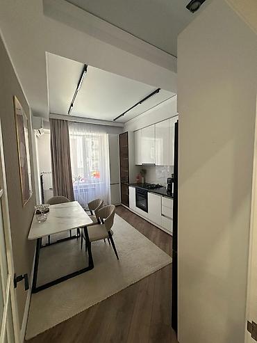 2 8: 3 комнаты, 74 м², Элитка, 2 этаж, Евроремонт — 8