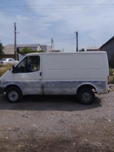 sprinter 2 2: Грузовой фургон белого цвета, цельнометаллический, 2-дверная кабина + — 3
