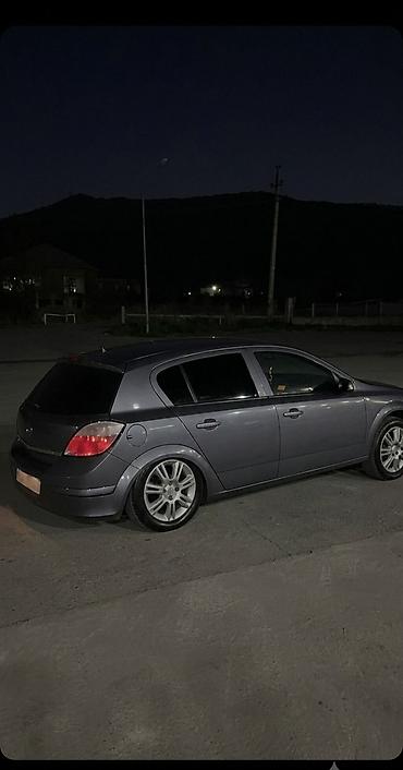 opel astra 1.4 benzin: Salam Alekum masnin heç bir problemi yoxdu otur sur maşındı bez detal — 4