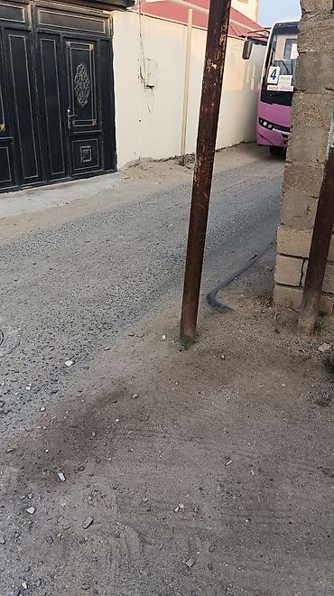 Giriş qapıları: Köhne Coratda 4 otaqlı ev satılır kamunalar hamsı var sened var — 16