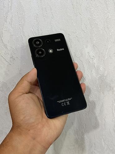 фото на кружку: Redmi, Redmi Note 13, Б/у, 256 ГБ, цвет - Черный, 2 SIM — 2