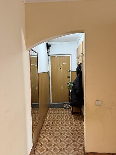 Долгосрочная аренда квартир: 3 комнаты, Собственник, Без подселения, С мебелью частично — 4