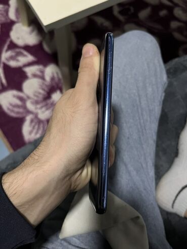 Xiaomi: Xiaomi Mi 8, 64 GB, rəng - Mavi, 
 Barmaq izi — 7