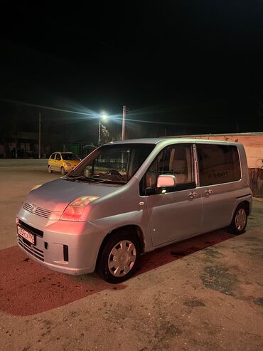 Honda: Honda Mobilio: 2005 г., 1.5 л, Вариатор, Бензин, Минивэн