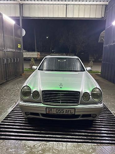 Mercedes-Benz: Mercedes-Benz E-Class: 1996 г., 5 л, Автомат, Бензин, Седан — 4