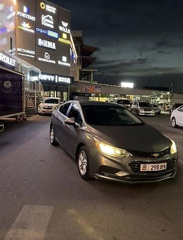 Chevrolet Cruze: 2017 г., 1.4 л, Автомат, Бензин, Седан