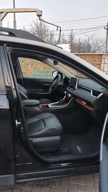 Toyota: Toyota RAV4: 2019 г., 2.5 л, Автомат, Бензин, Кроссовер at lalafo.kg — 8 Toyota: Toyota RAV4: 2019 г., 2.5 л, Автомат, Бензин, Кроссовер — 8