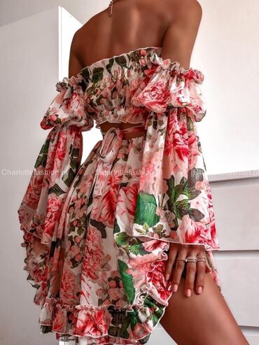 Haljine: 2400 na lalafo.rs — 13 Haljine: 2400 — 13