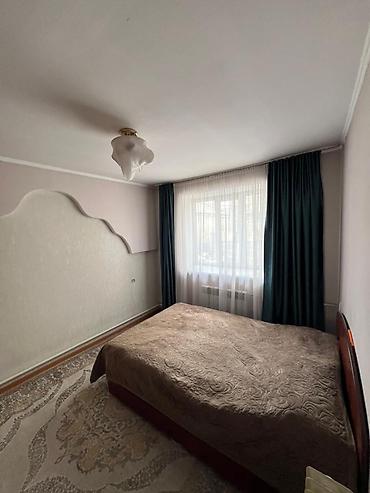 Продажа коттеджей и домов: 🏡 Продается участок с 2 домами 📍Район: ж/м Бакай-Ата 🌳 Участок: 5 — 10