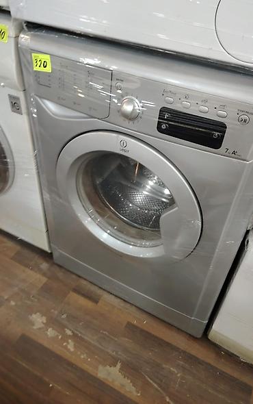 Indesit önyükləməli paltaryuyan maşın - Yük həcmi: 7 kq - Enerji