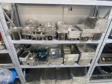 Другое оборудование для кафе, ресторанов: Доска Разделочная Щипцы кухонные Венчики Поварёшка Дуршлаг Ковши — 9