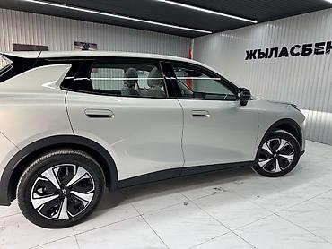 lexus rx350h: Changan Qiyuan Q05: 2026 г. — 2