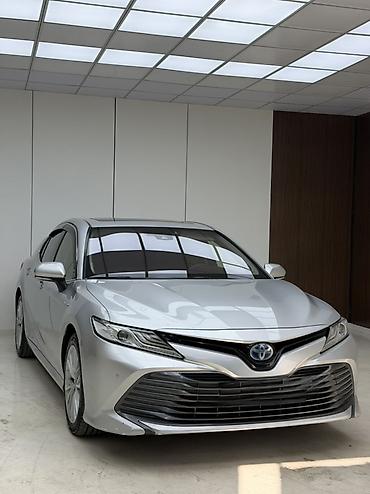 чанган юни с: Toyota Camry: 2019 г., 2.5 л, Автомат, Гибрид, Седан — 3