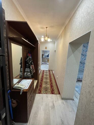 квартира сутосный: 2 комнаты, 50 м², Сталинка, 3 этаж
