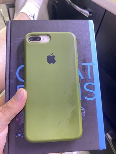 Apple iPhone: IPhone 8 Plus, 64 ГБ, Зеленый, Чехол