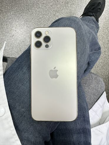 Apple iPhone: IPhone 12 Pro, Б/у, 128 ГБ, Золотой, 76 %