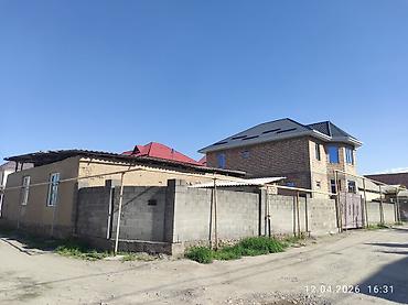 кирпичный квартира: Продаётся двухэтажный кирпичный дом с капитальным забором и откатными — 2