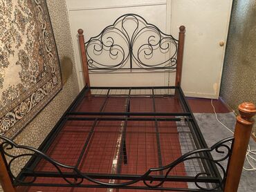 Двуспальные кровати: Двуспальная кровать, Б/у, Без матраса, длина - 205 см at lalafo.kg — 2 Двуспальные кровати: Двуспальная кровать, Б/у, Без матраса, длина - 205 см — 2