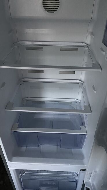 Холодильники: Холодильник Beko, Б/у, Двухкамерный