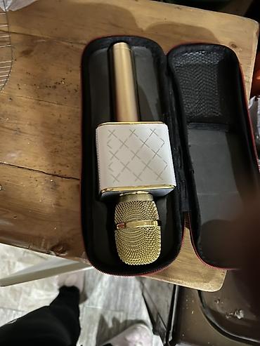 Karaoke: Portativ Bluetooth karaoke mikrofonu - Qızılı rəngdə, metal torlu — 1