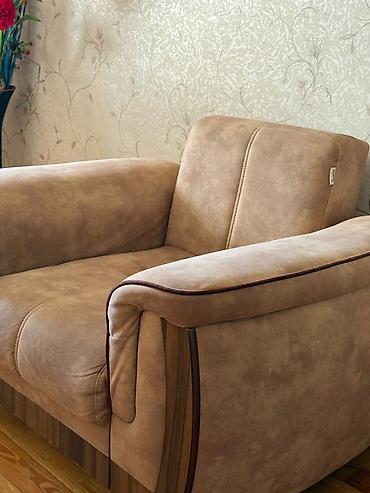divan kruqlu: Bej rəngli yumşaq divan - Material: Zəngin teksturalı — 7