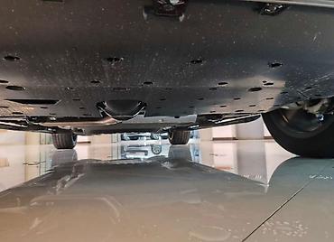 Lixiang: Lixiang L9: 2025 г., 1.5 л, Электромобиль, Кроссовер — 9