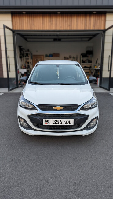 Chevrolet: Chevrolet Spark: 2020 г., 0.1 л, Вариатор, Бензин, Хэтчбэк — 10