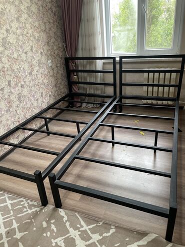 двухьярусные кровати: Односпальная Кровать, Б/у