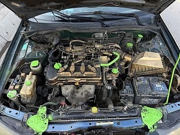 almer: Nissan Almera: 2002 г., 1.8 л, Механика, Бензин, Седан — 10