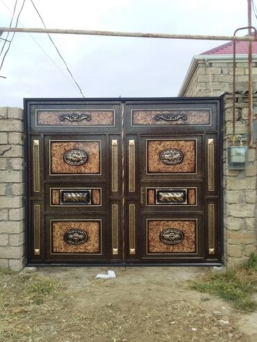Həyət darvazaları: Salam qiymetler 650manatdan başlayır.Darvazalar rusiya i̇stehsalı olan — 7