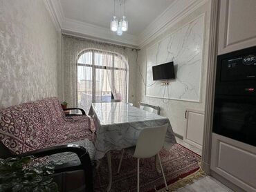 Продажа квартир: 3 комнаты, 127 м², Элитка, 3 этаж — 22