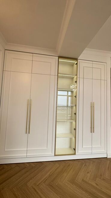 Продажа квартир: 3 комнаты, 121 м², 12 этаж — 8