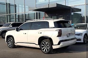 GAC: AION V Год 2025 Пробег 5.0тыс км Запас хода 520 км Состояние — 4