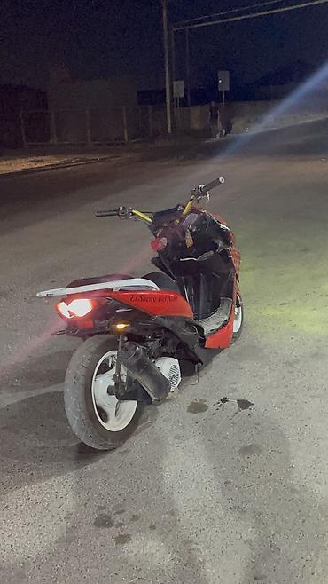 moto mator: Qırmızı rəngli skuter/moped TƏCİLİ SATILIR!!! - Aqressiv dizayna — 2