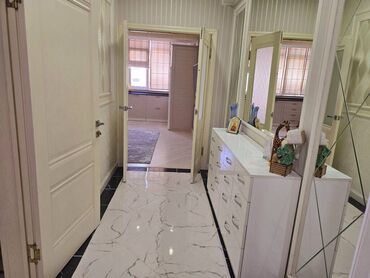 снять квартиру в токмаке запорожская область: 2 бөлмө, 50 кв. м, Элитка, 9 кабат, Евроремонт