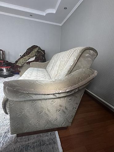 sofa: Прямой диван, Б/у — 3