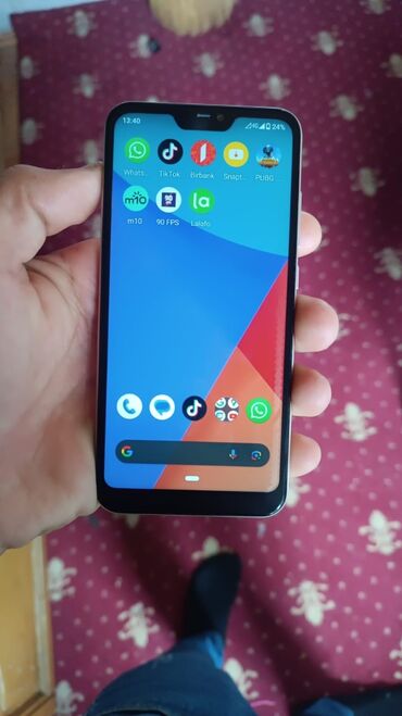 Xiaomi: Xiaomi Mi A2 Lite, 32 GB, rəng - Gümüşü, 
 Barmaq izi