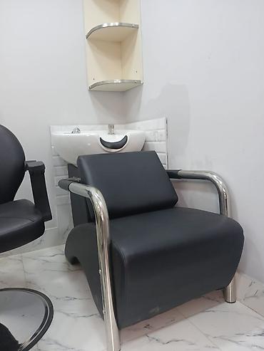 salon dolab: Salondan istifadə üçün yuma bölməsi – komfortlu saç yuma kreslosu və — 1
