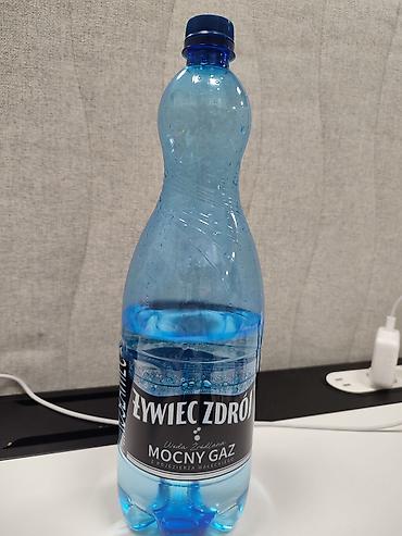 жажда: Żywiec Zdrój Mocny Gaz — природная минеральная вода с сильной — 3