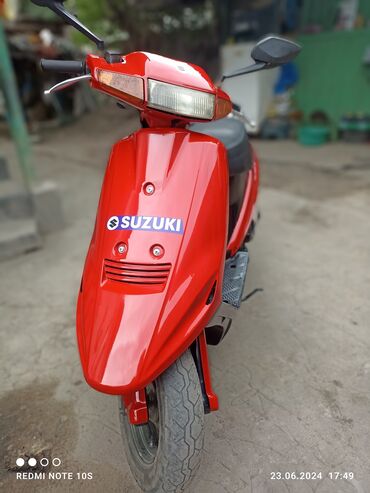 недорогие скутеры: Скутер Suzuki, 100 куб. см, Бензин, Б/у