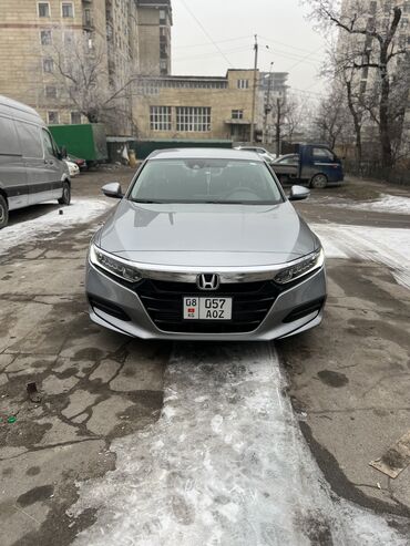 продаю или меняю на квартиру: Honda Accord: 2019 г., 1.5 л, Вариатор, Бензин, Седан