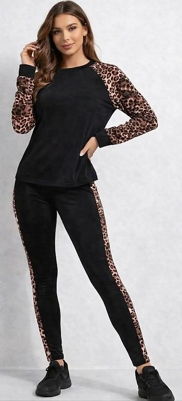 parfemske note: Ženski komplet – duks i helanke sa leopard detaljima - Dvodijelni — 1