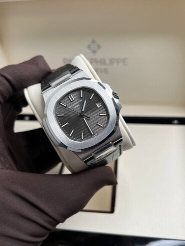 сколько стоят швейцарские часы: Patek Philippe Nautilus Диаметр 40 mm Швейцарский механизм Patek