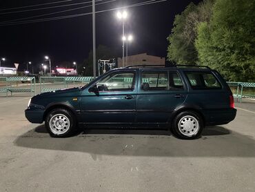 Транспорт: Volkswagen Golf Variant: 1996 г., 1.8 л, Механика, Бензин, Универсал