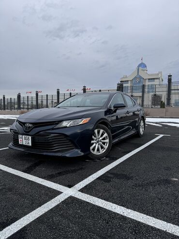 продаю тайота ланд крузер: Toyota Camry: 2017 г., 2.5 л, Автомат, Бензин, Седан